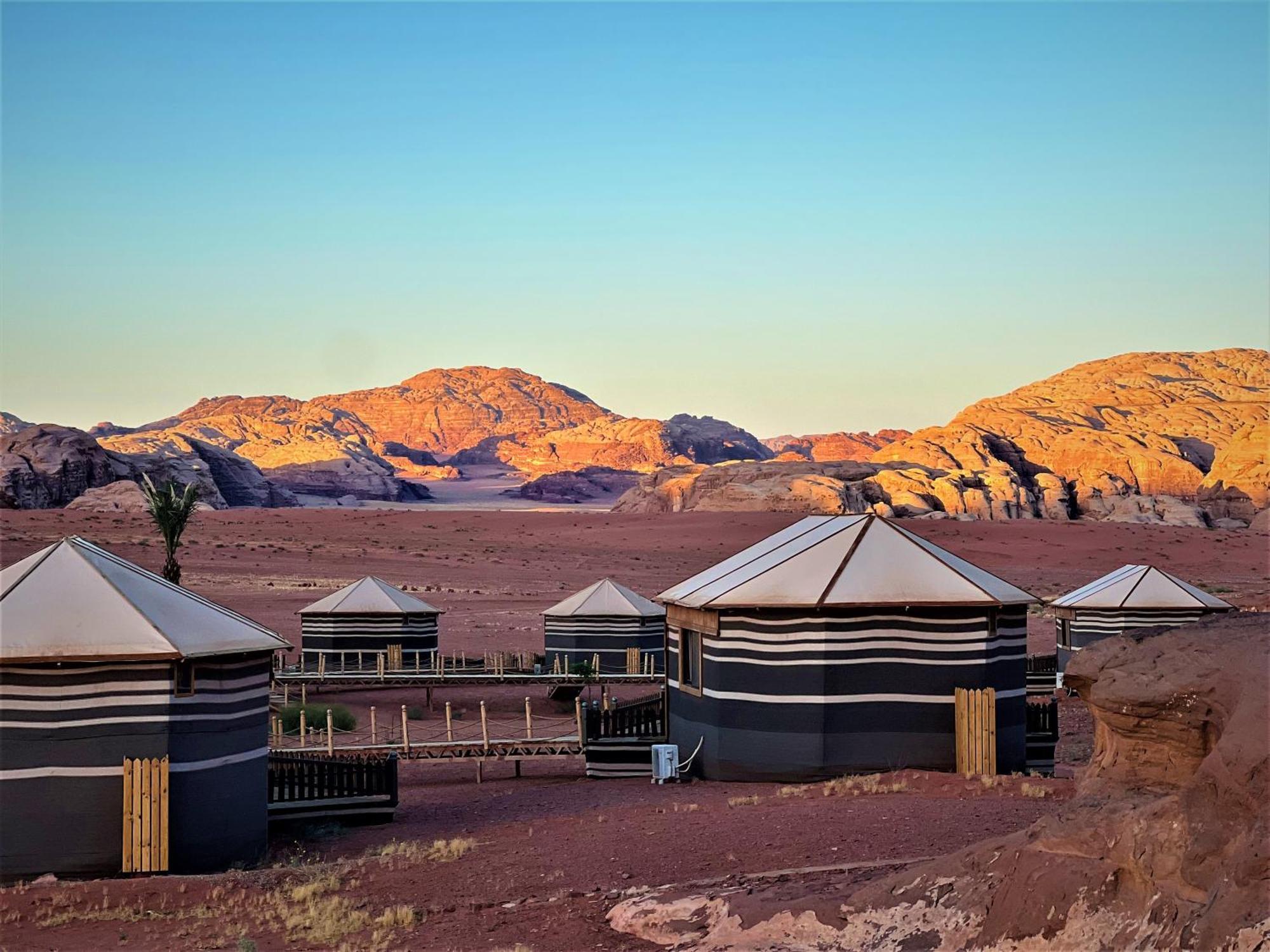 The Villas - Bedouin Boutique Resort Wadi Rum Exterior foto